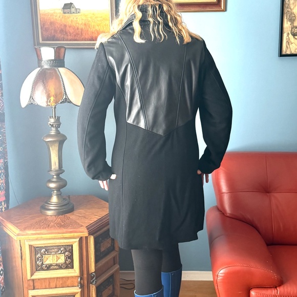 Vintage Danier black wool blend and real leather Thinsulate coat NWT - Picture 15 of 15